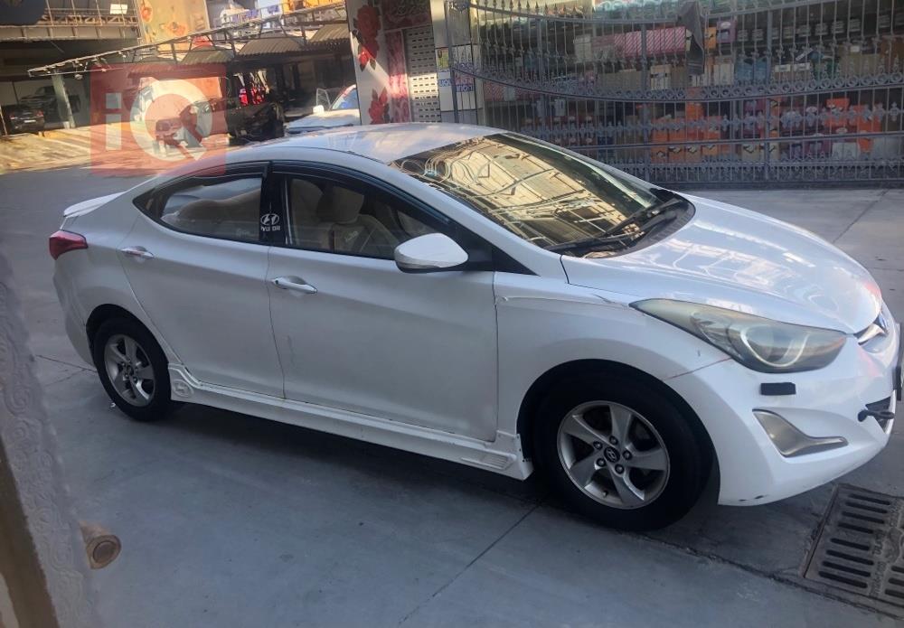 هیوندای ئەلەنترا